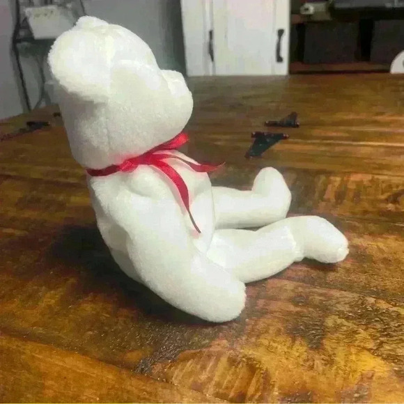 TY Beanie Babies, Valentino, White Valentine Bear with Red heart. Misprinted tag - Picture 6 of 8